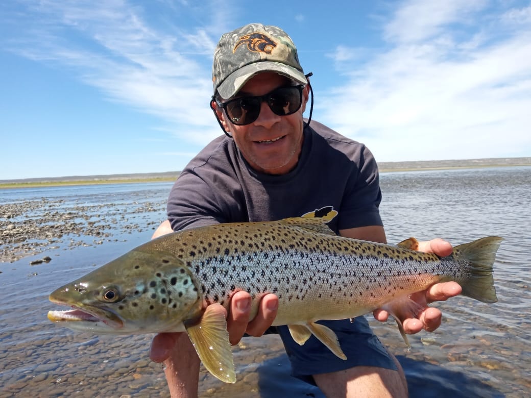 Pesca para dos en el Limay