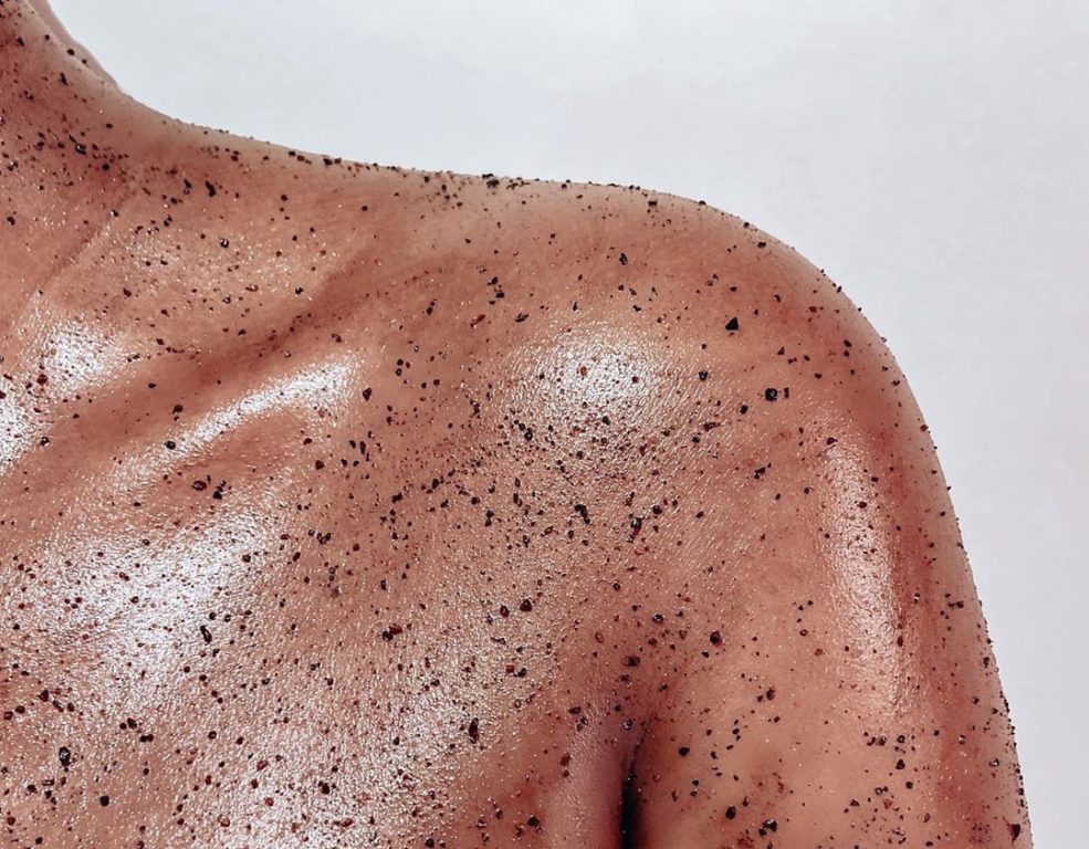 Masaje exfoliante natural de café